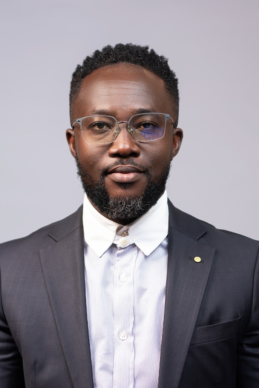 Dr George Ologo